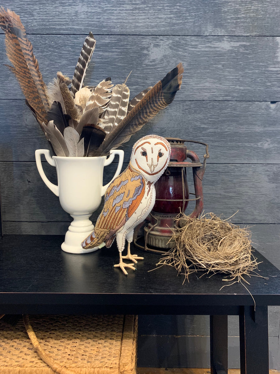 Felt Barn Owl – Treehouse Crafts LLC, image size:900x1200